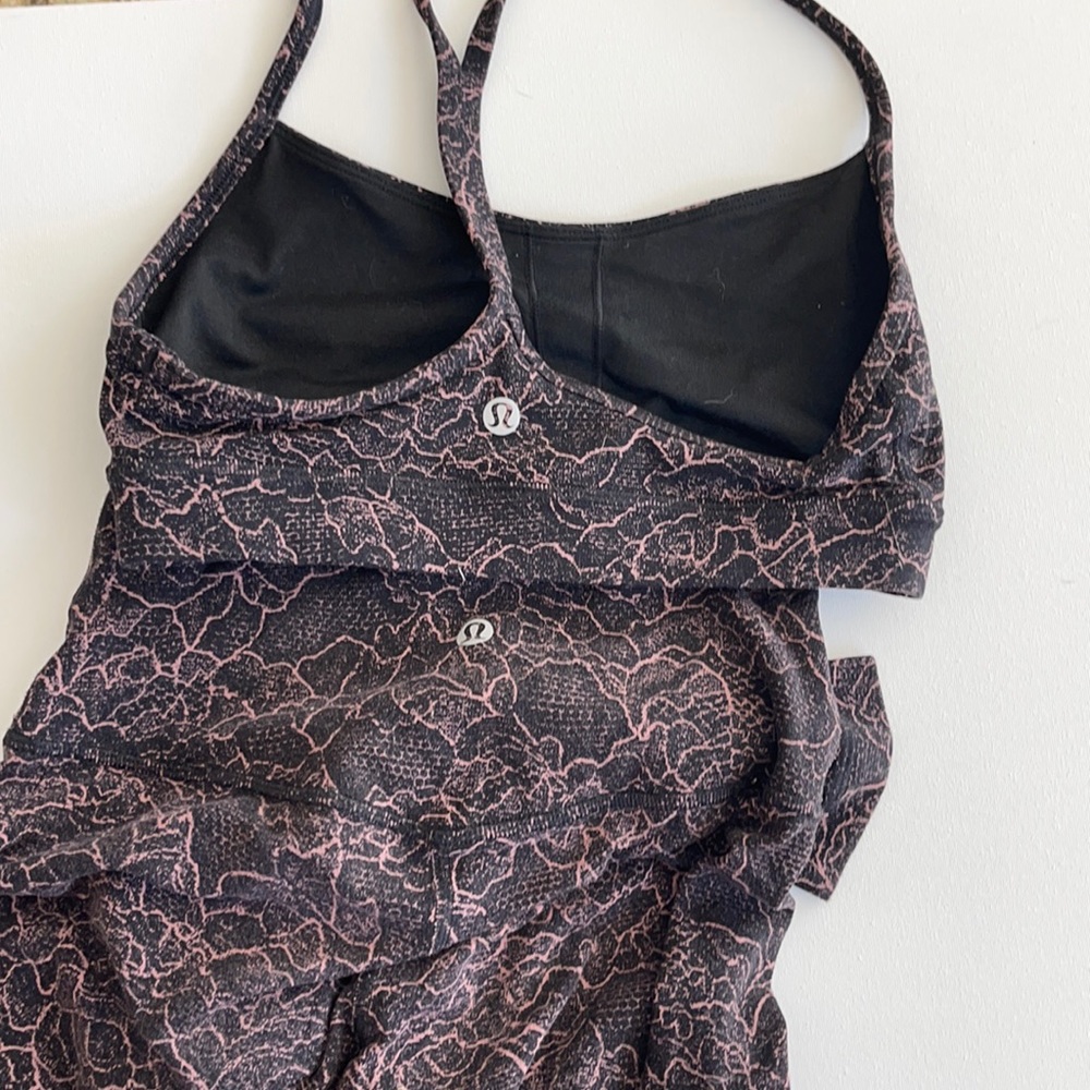 LULULEMON PATTERNED SPORTS BRA-LEGGING DEAL